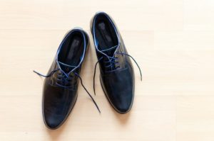 Ideas para combinar tus zapatos azul marino de hombre
